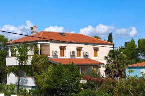 Apartments and rooms with parking space Nerezine, Losinj - 8049